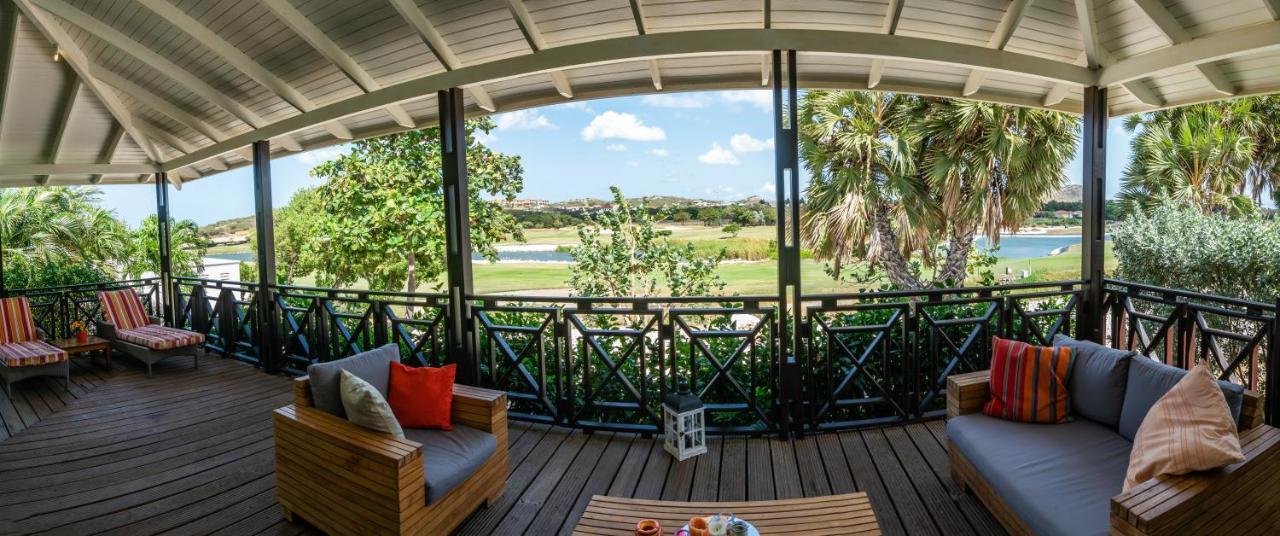 Blue Bay Beach Villa At Pool And Golfcourse Exterior photo